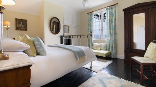 The double bedroom at East Rosetta Cottage, Isle of Wight